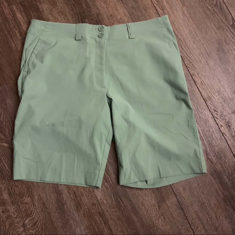 Nike Fit Dry Golf Shorts Sage Green